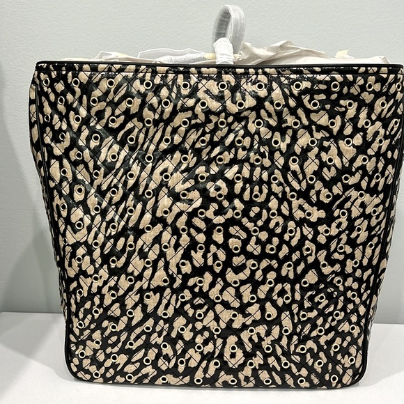 Vera Bradley Fenwick Hobo Glossy Leopard with Genuine Leather Trim - Picture 8 of 15